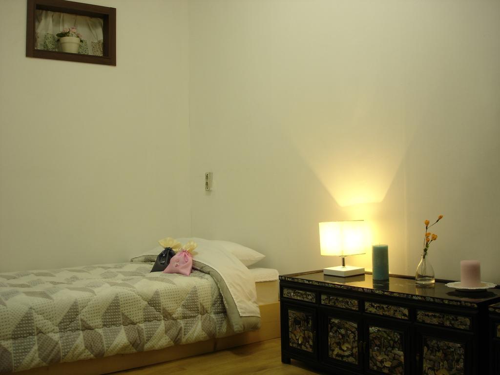 Icos Guesthouse 2 For Female Seoul Room photo