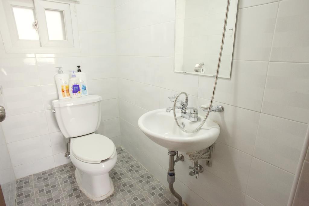 Icos Guesthouse 2 For Female Seoul Exterior photo